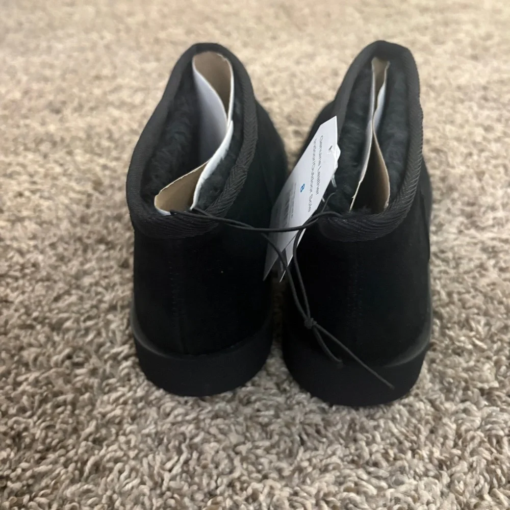 Time and Tru Women's Black Ankle Booties